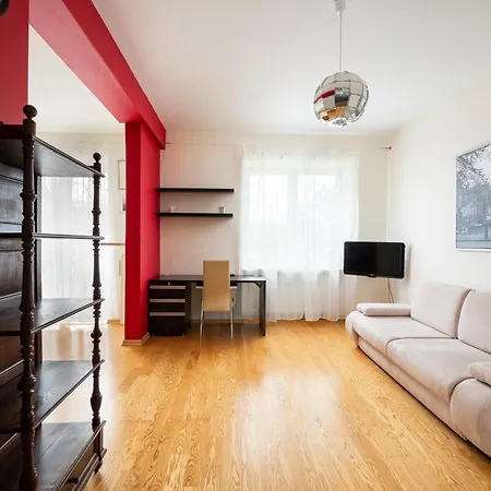 Apartment Iwicka Red Studio Warsaw