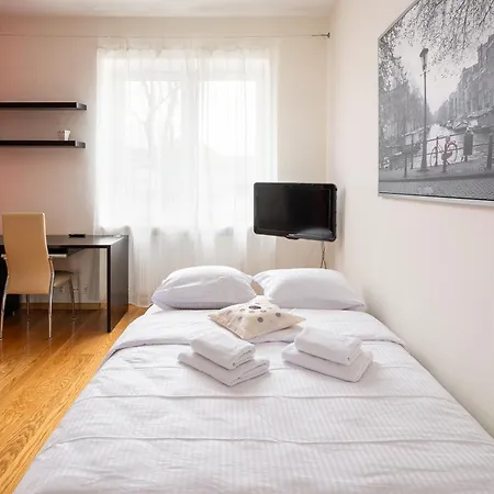 Apartament Iwicka Red Studio