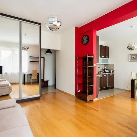 Iwicka Red Studio Apartament *